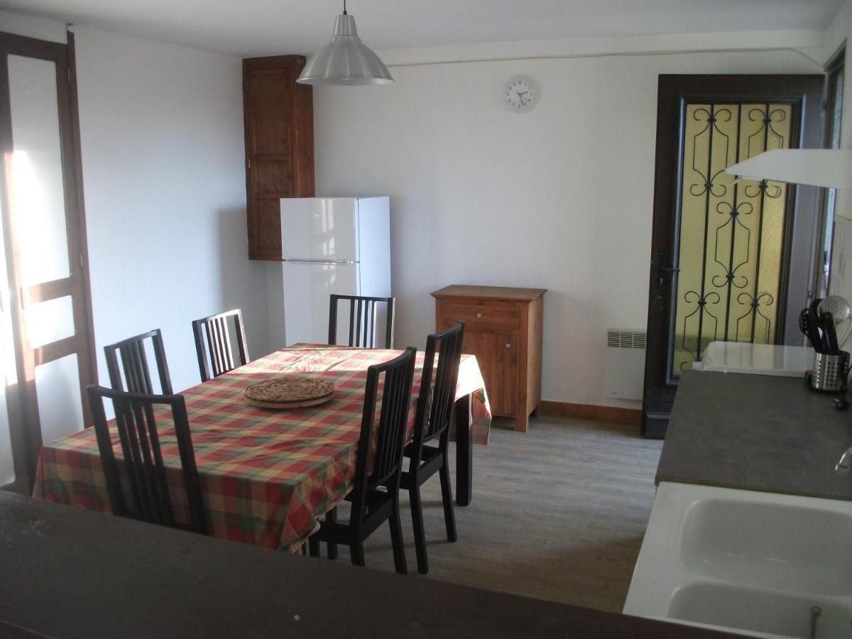 Gite Les Chaumeix Prondines Quarto foto